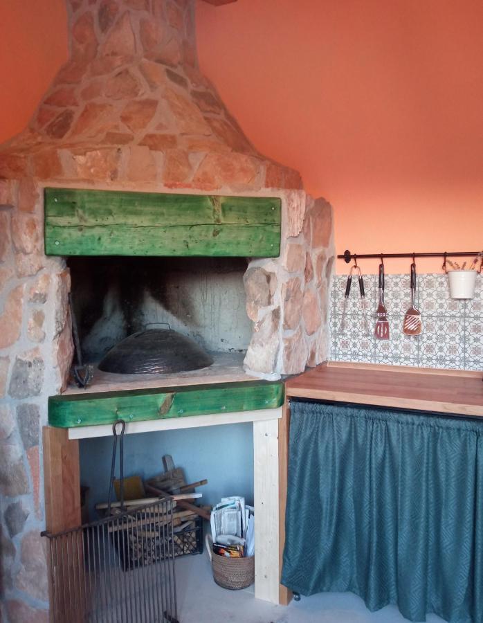 Mini kamp Perla Hotel Prvic Luka Bagian luar foto